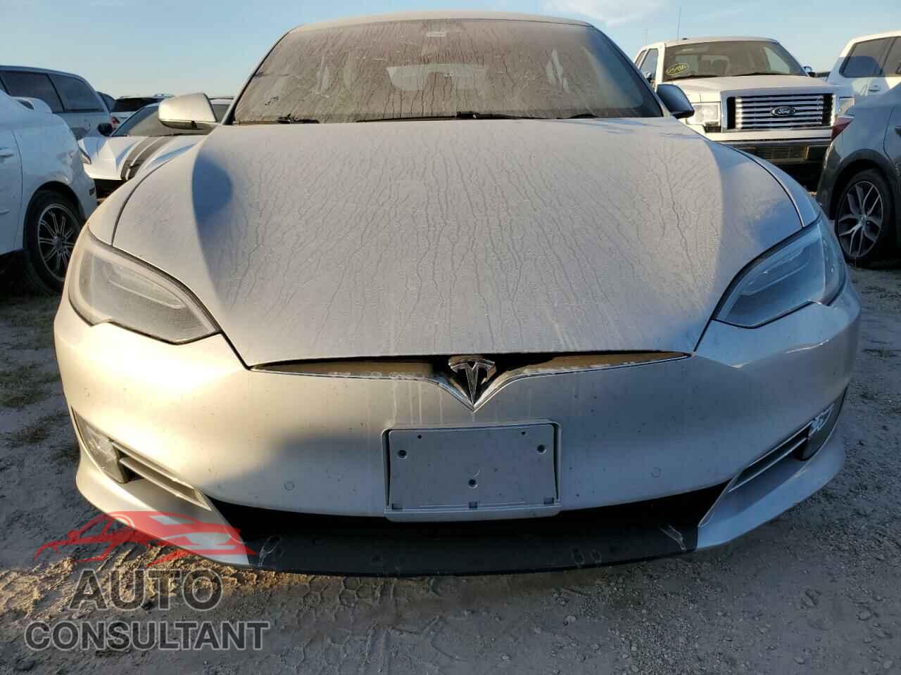 TESLA MODEL S 2017 - 5YJSA1E26HF187991