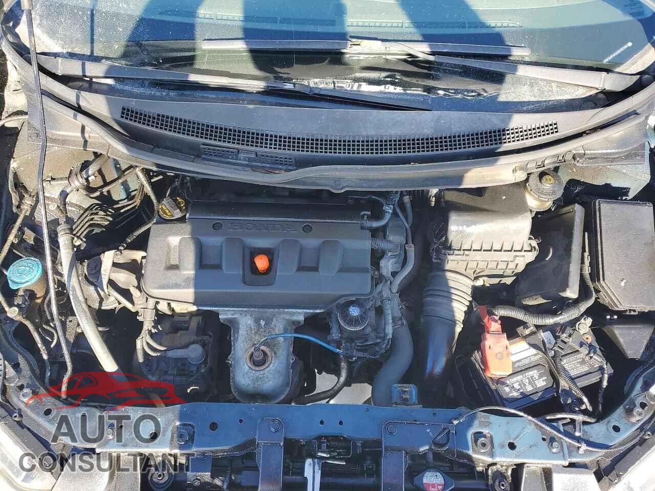 HONDA CIVIC 2012 - 2HGFB2F51CH015790