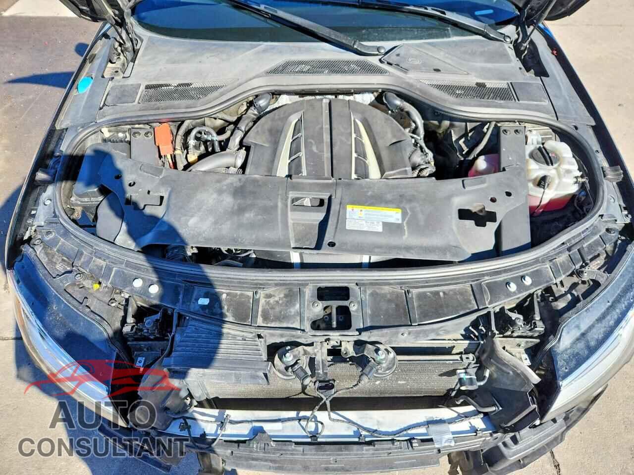 AUDI A8 2015 - WAU32AFD4FN022373