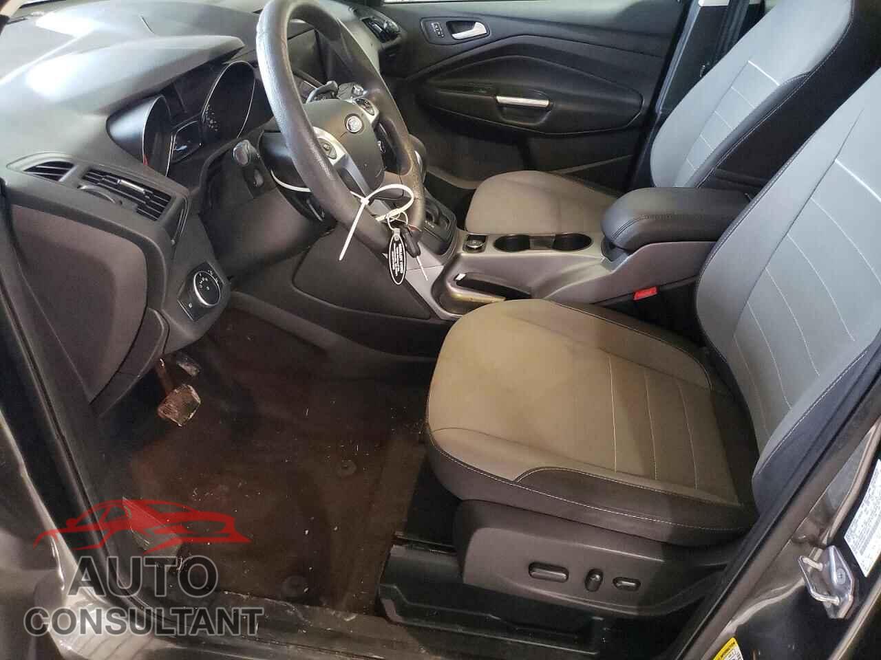 FORD ESCAPE 2015 - 1FMCU9G90FUB89370