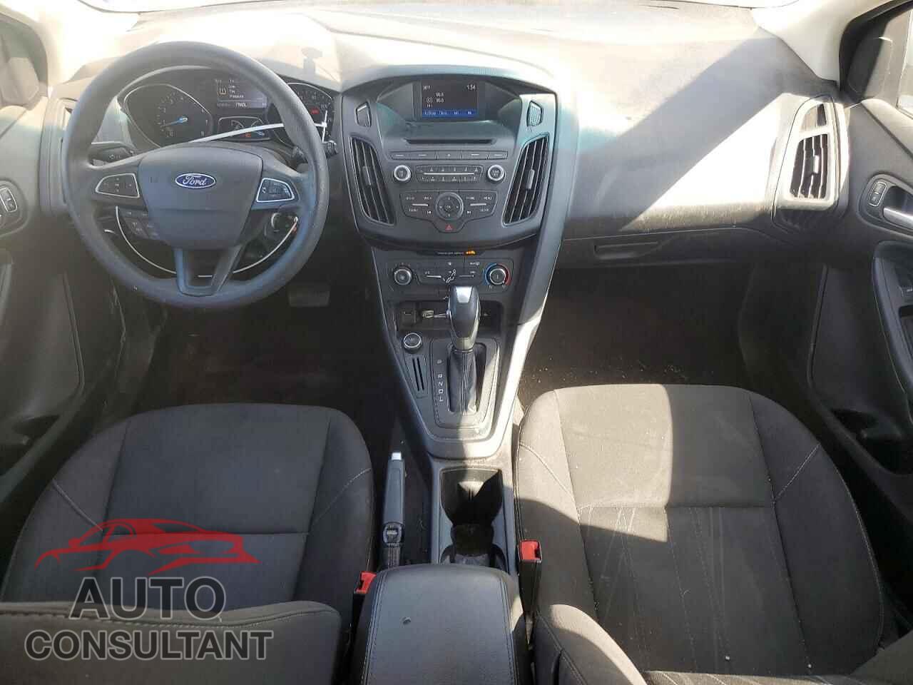 FORD FOCUS 2016 - 1FADP3K21GL281642