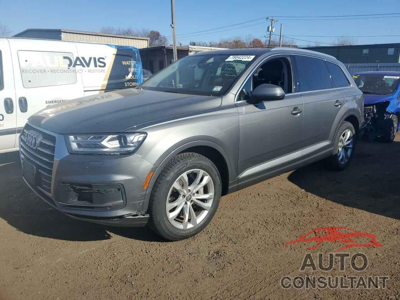 AUDI Q7 2018 - WA1LAAF78JD010090