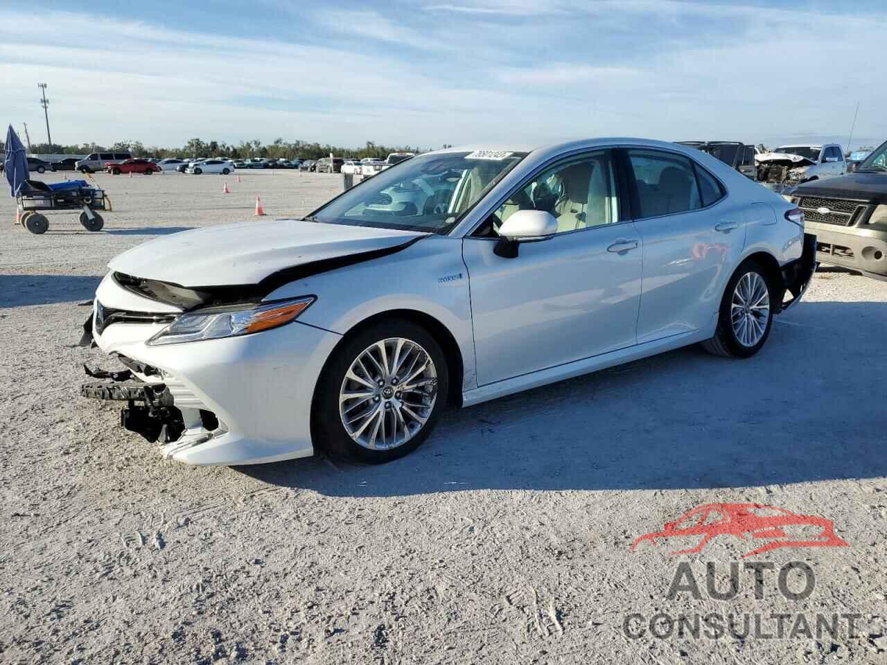TOYOTA CAMRY 2020 - 4T1F31AK2LU530664