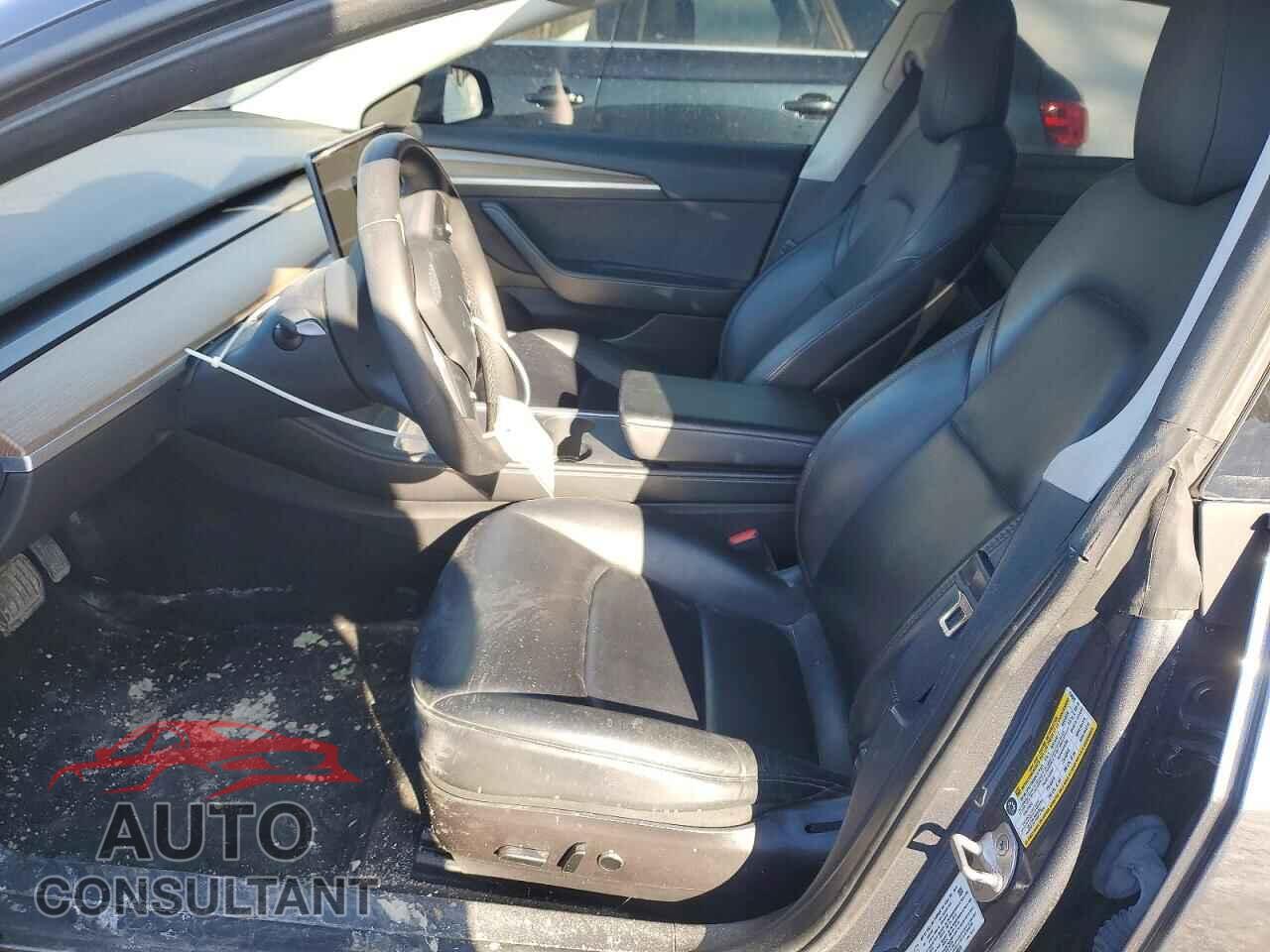 TESLA MODEL 3 2022 - 5YJ3E1EA1NF258039