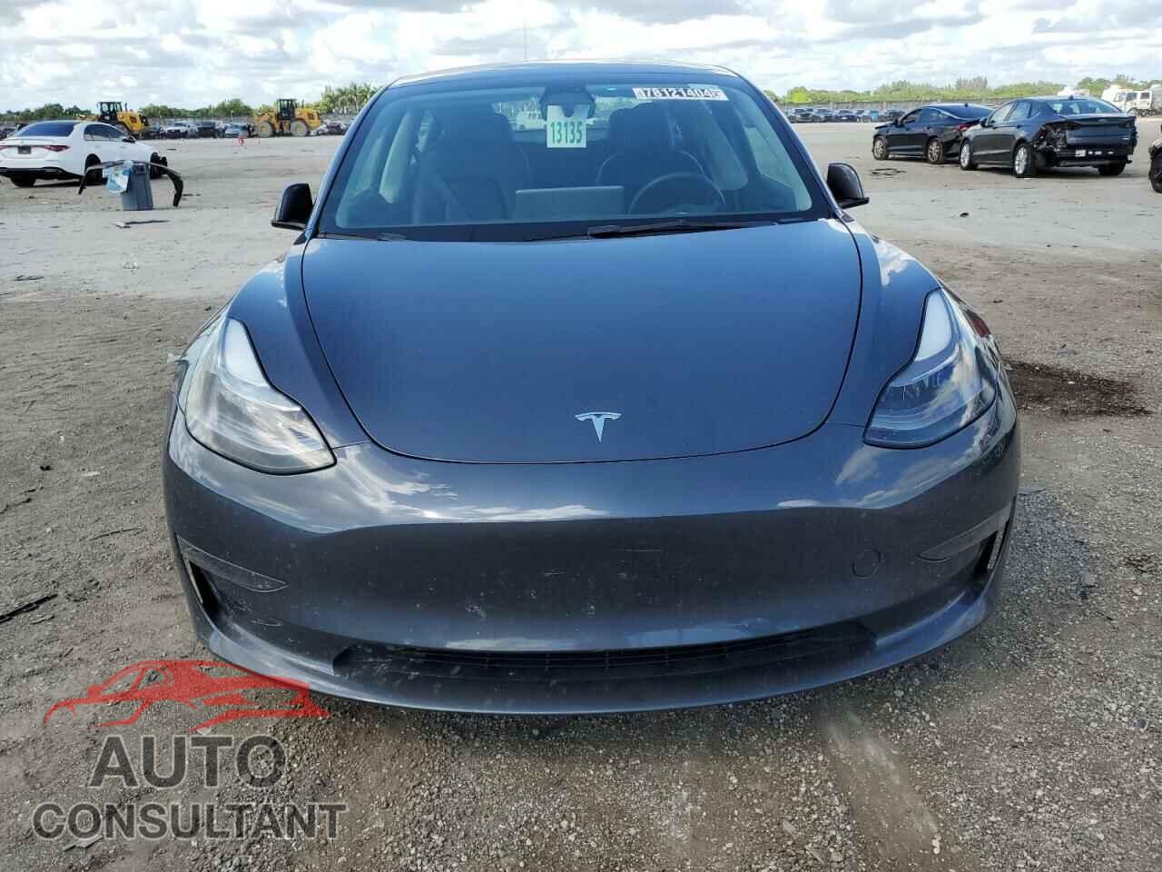 TESLA MODEL 3 2023 - 5YJ3E1EA8PF449587
