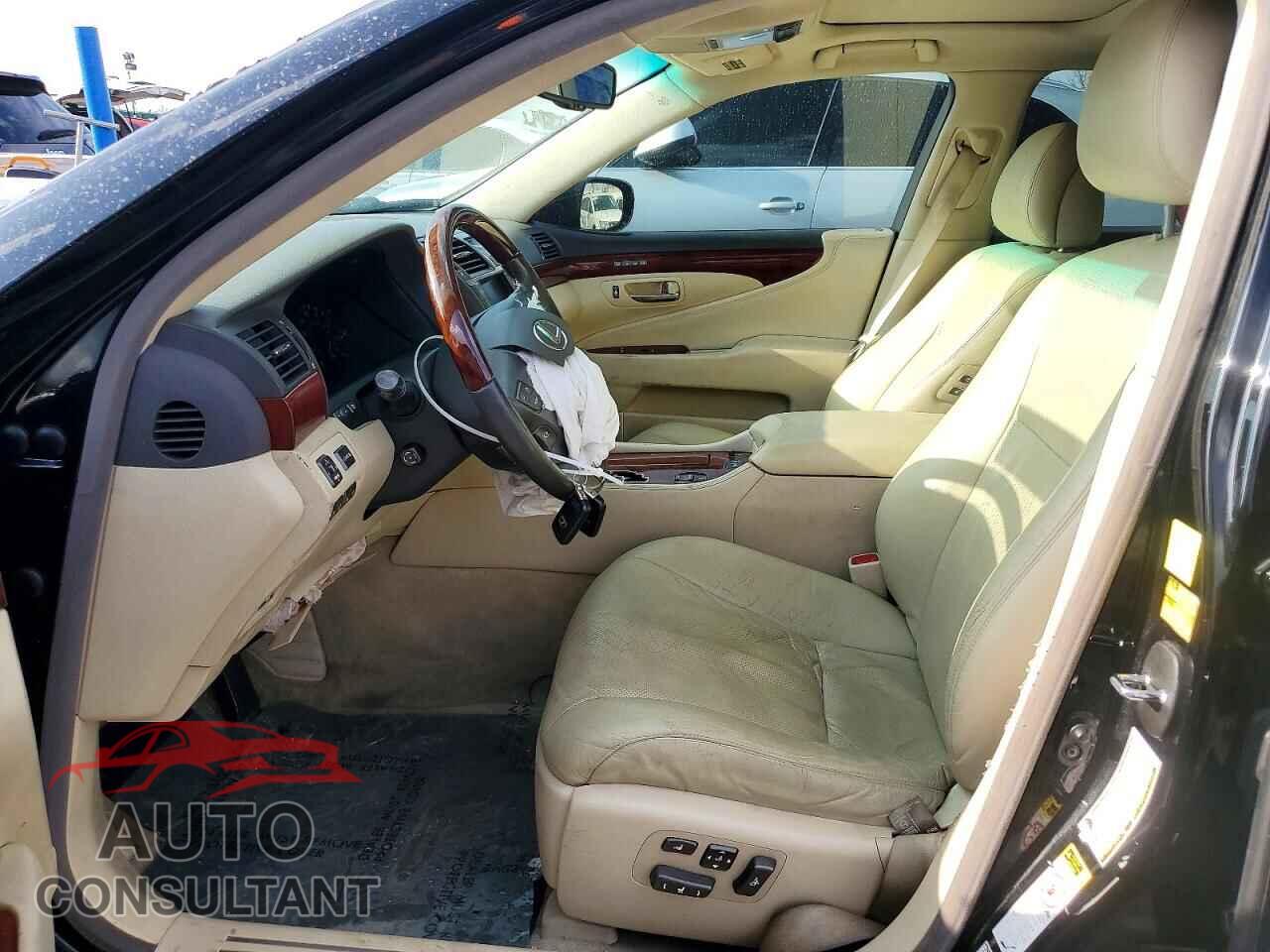 LEXUS LS460 2011 - JTHCL5EF8B5010066
