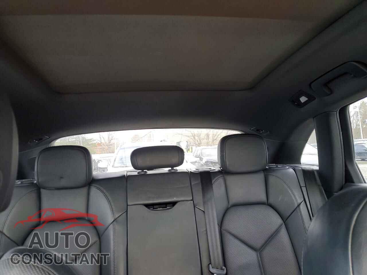 PORSCHE MACAN 2019 - WP1AA2A50KLB02566