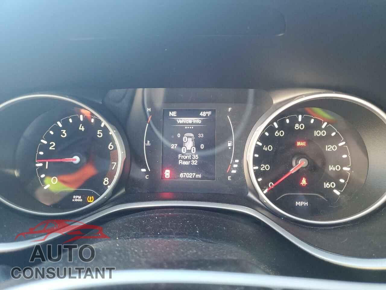 JEEP COMPASS 2017 - 3C4NJCAB4HT643504