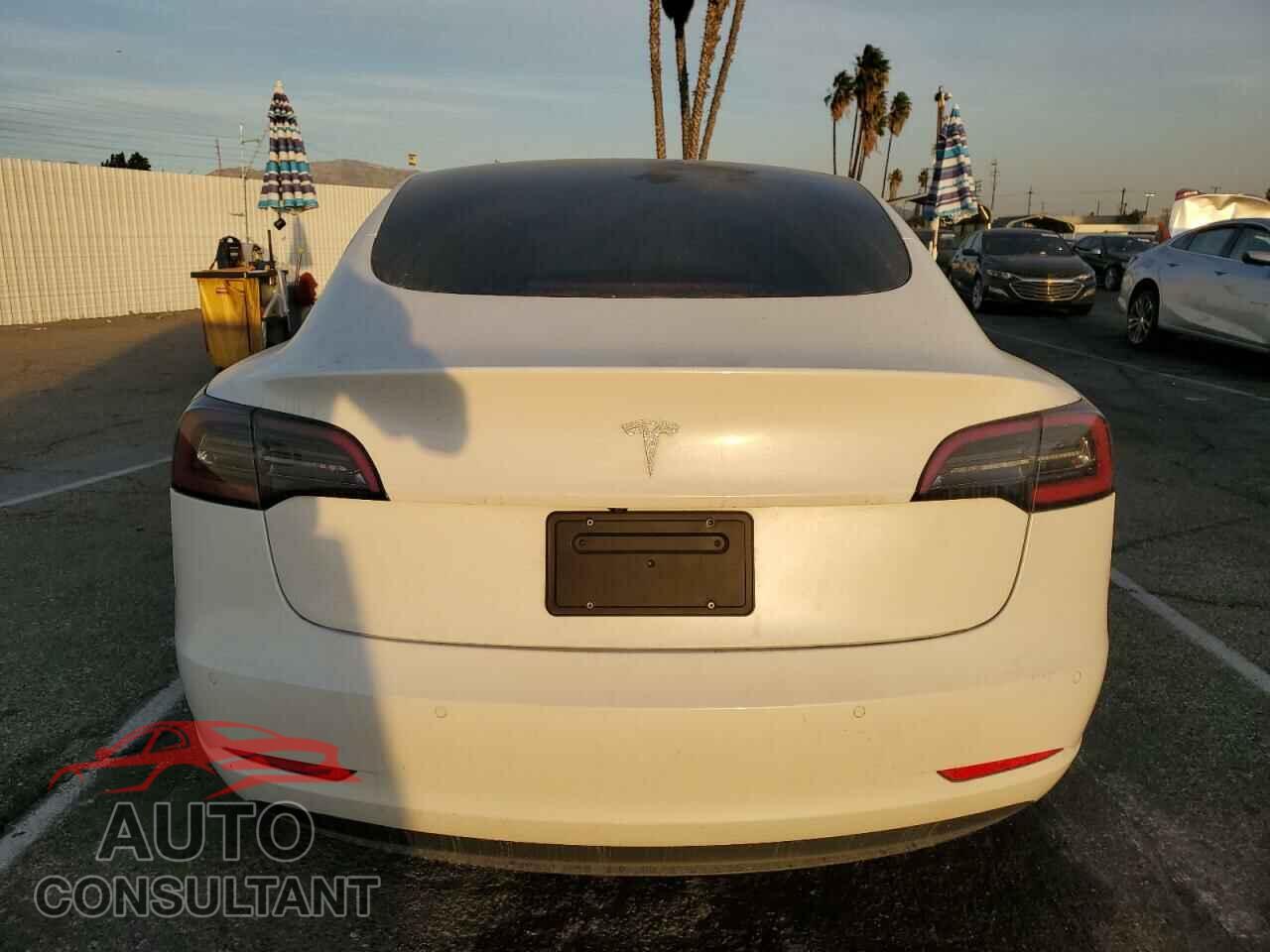 TESLA MODEL 3 2020 - 5YJ3E1EA6LF615941