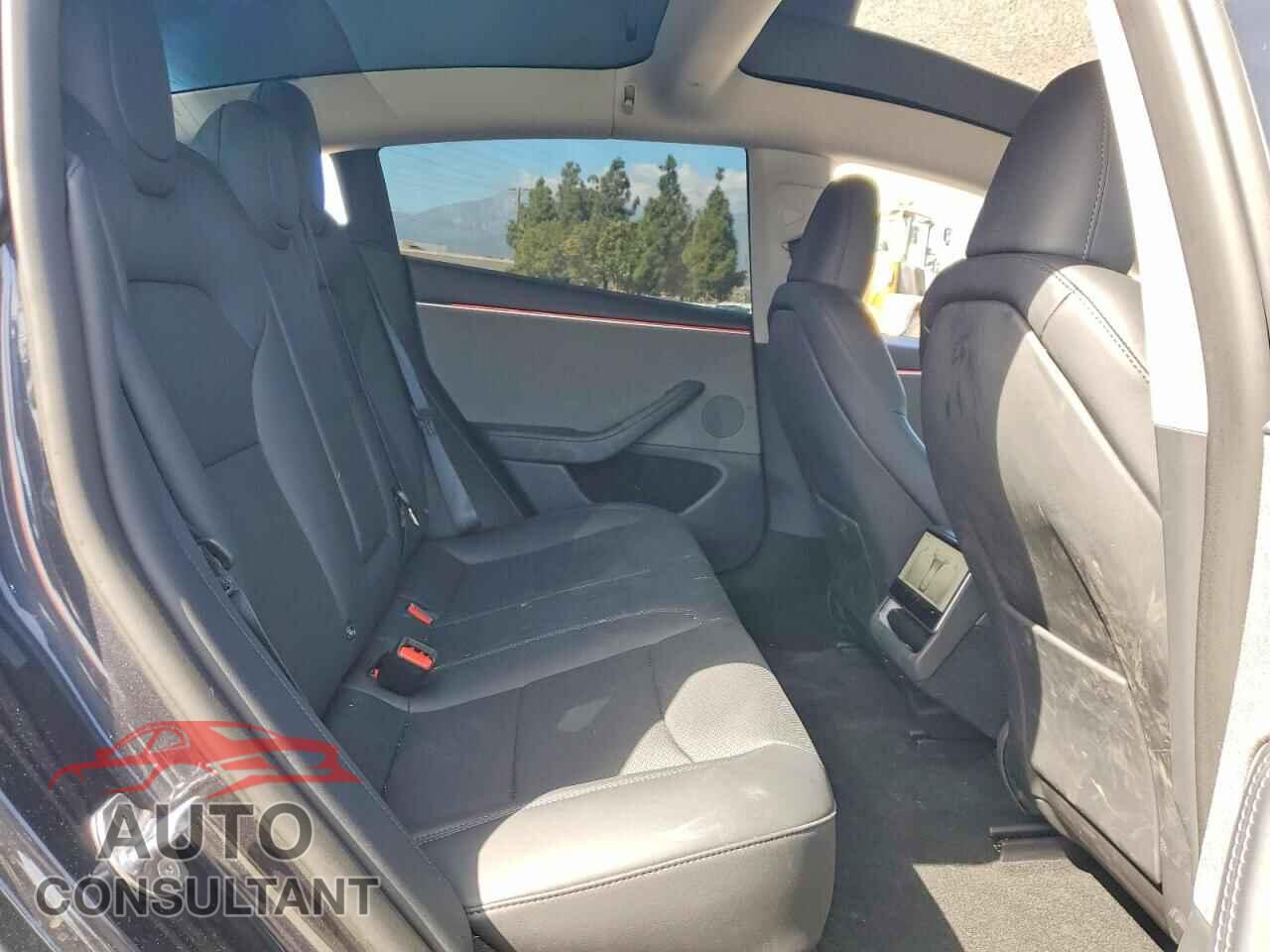 TESLA MODEL 3 2026 - 5YJ3E1EA9TF123761