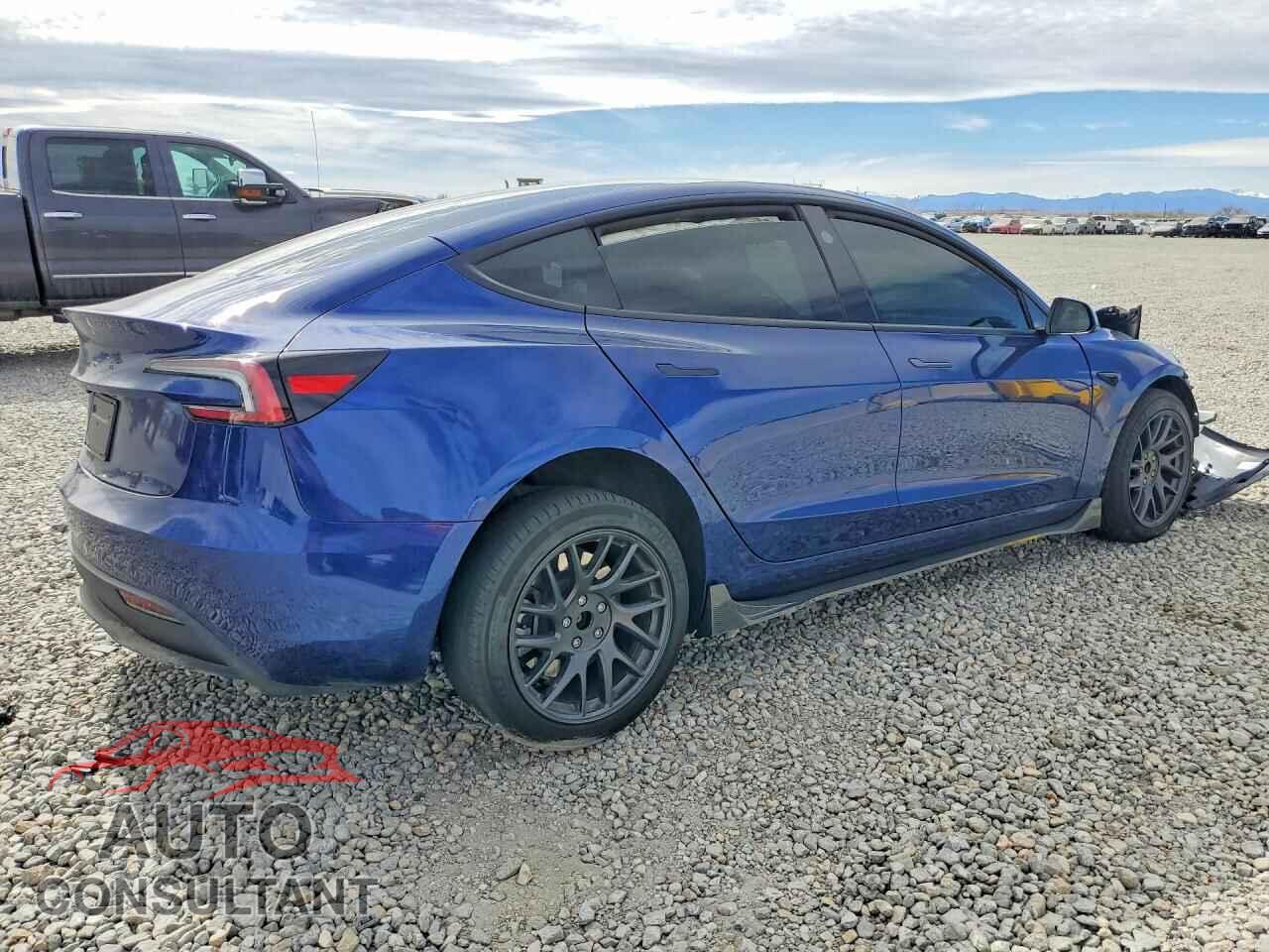 TESLA MODEL 3 2026 - 5YJ3E1EA3TF121973
