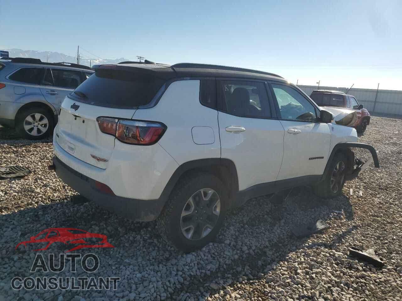 JEEP COMPASS 2018 - 3C4NJDDB9JT199169