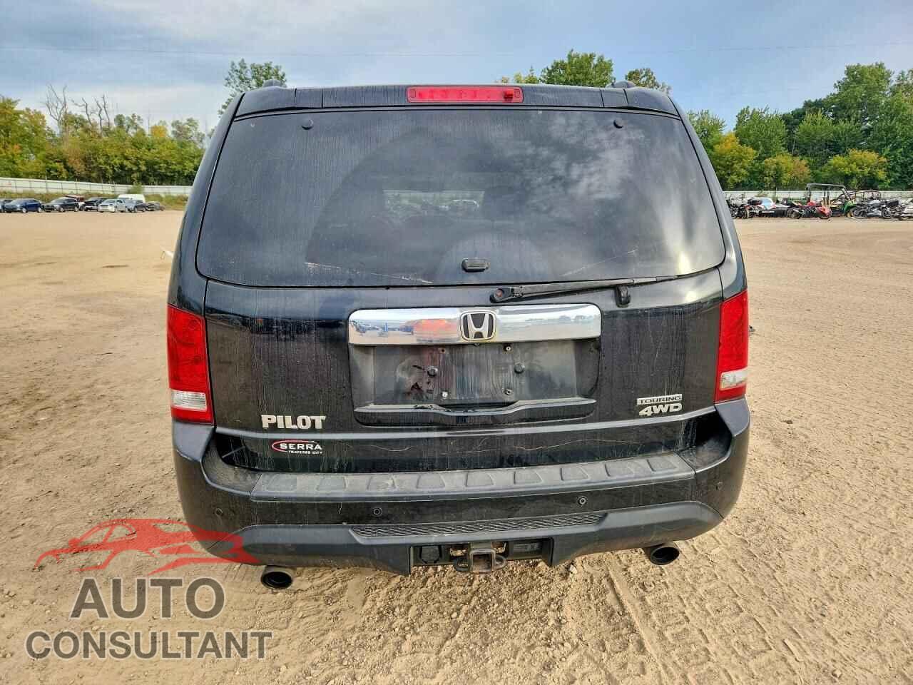 HONDA PILOT 2013 - 5FNYF4H94DB035448