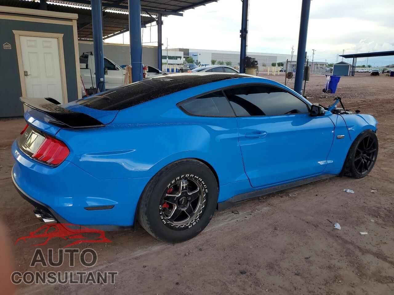 FORD MUSTANG 2017 - 1FA6P8CF9H5251107