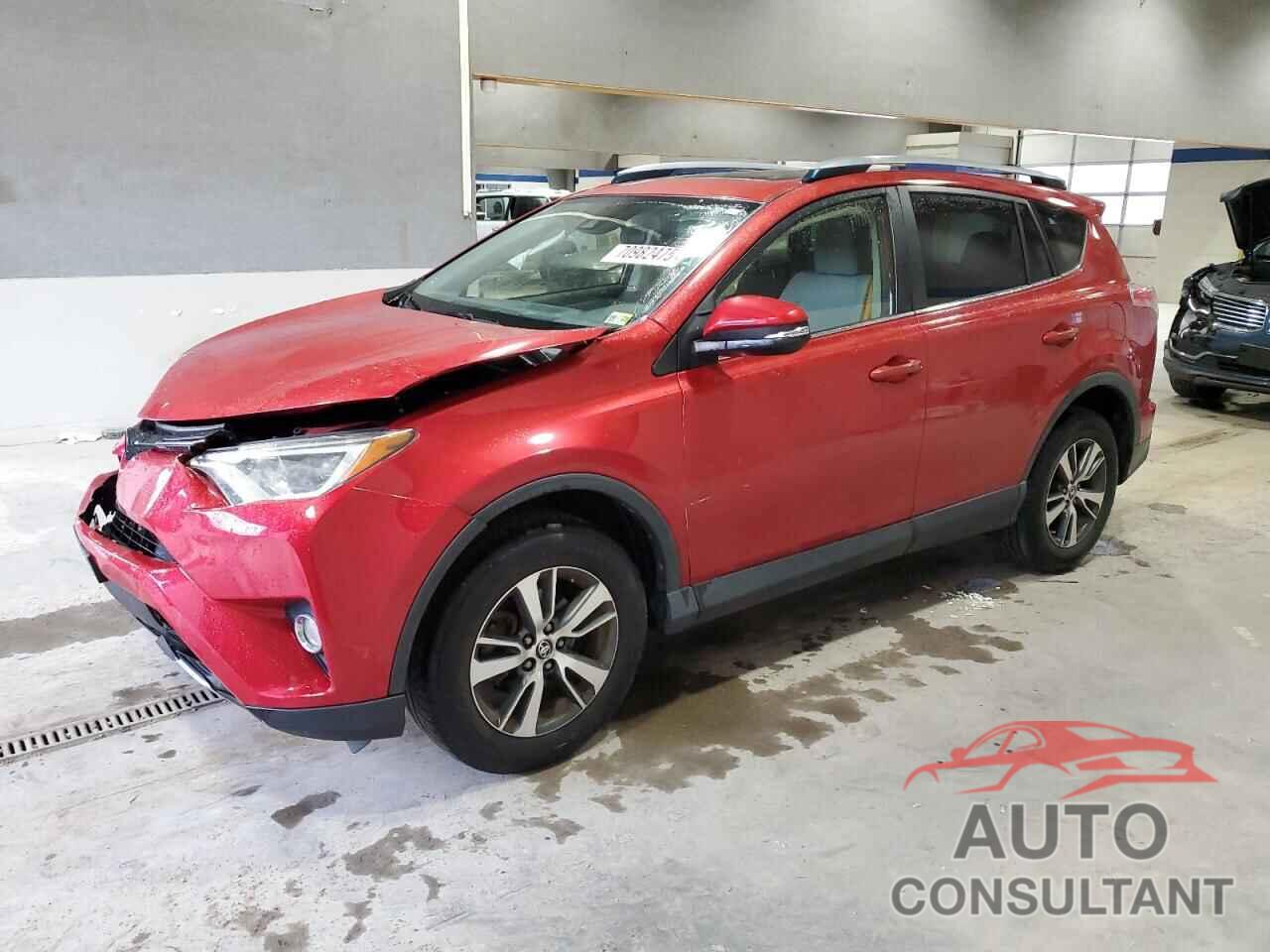 TOYOTA RAV4 2017 - JTMRFREV4HJ142971
