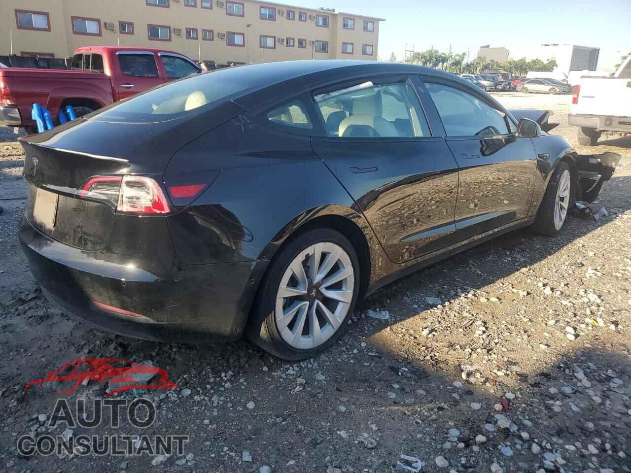 TESLA MODEL 3 2021 - 5YJ3E1EA7MF989685