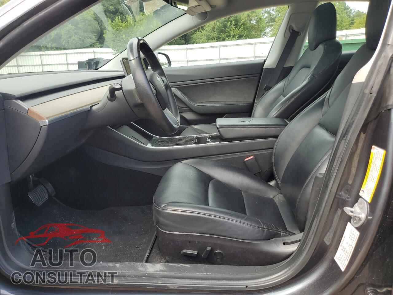 TESLA MODEL 3 2019 - 5YJ3E1EBXKF437586