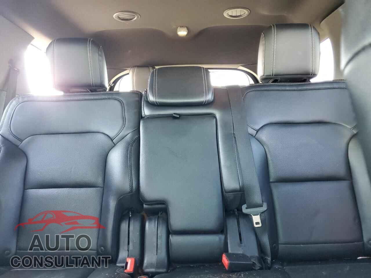 FORD EXPLORER 2017 - 1FM5K7F85HGE22947