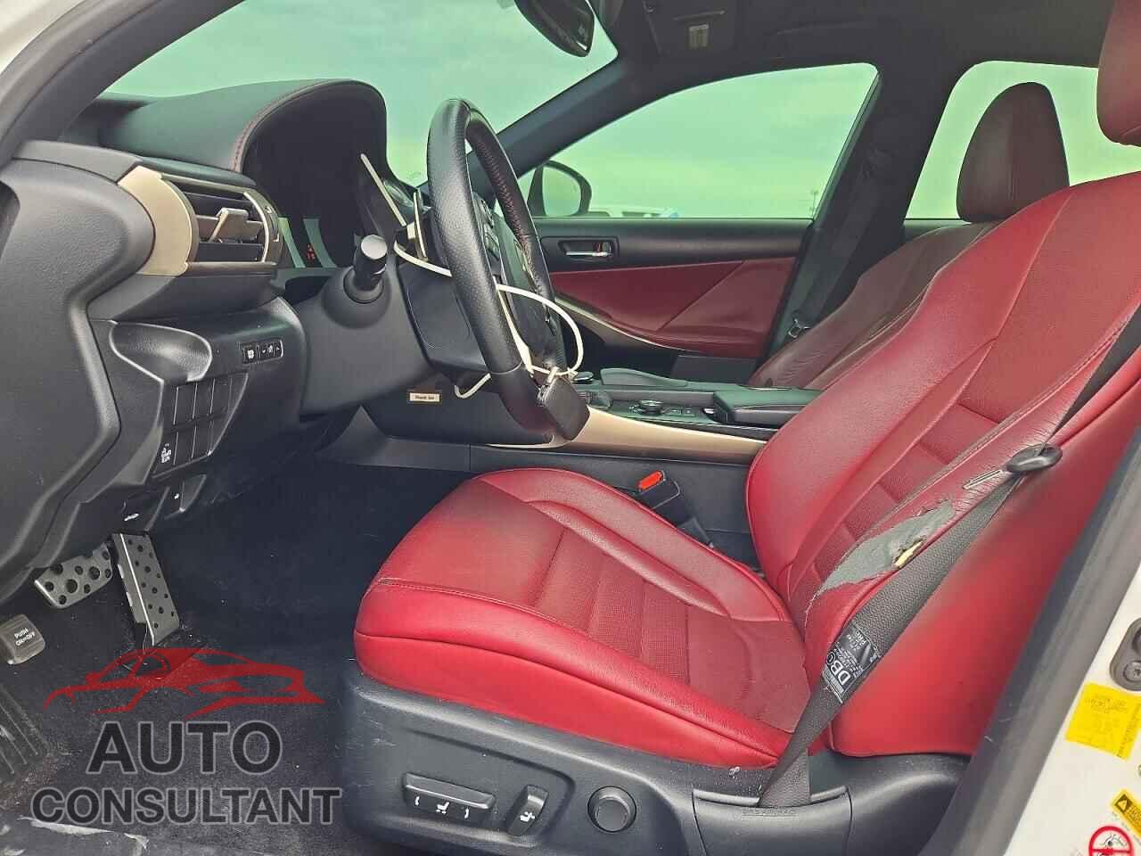 LEXUS IS 2014 - JTHBF1D22E5026746
