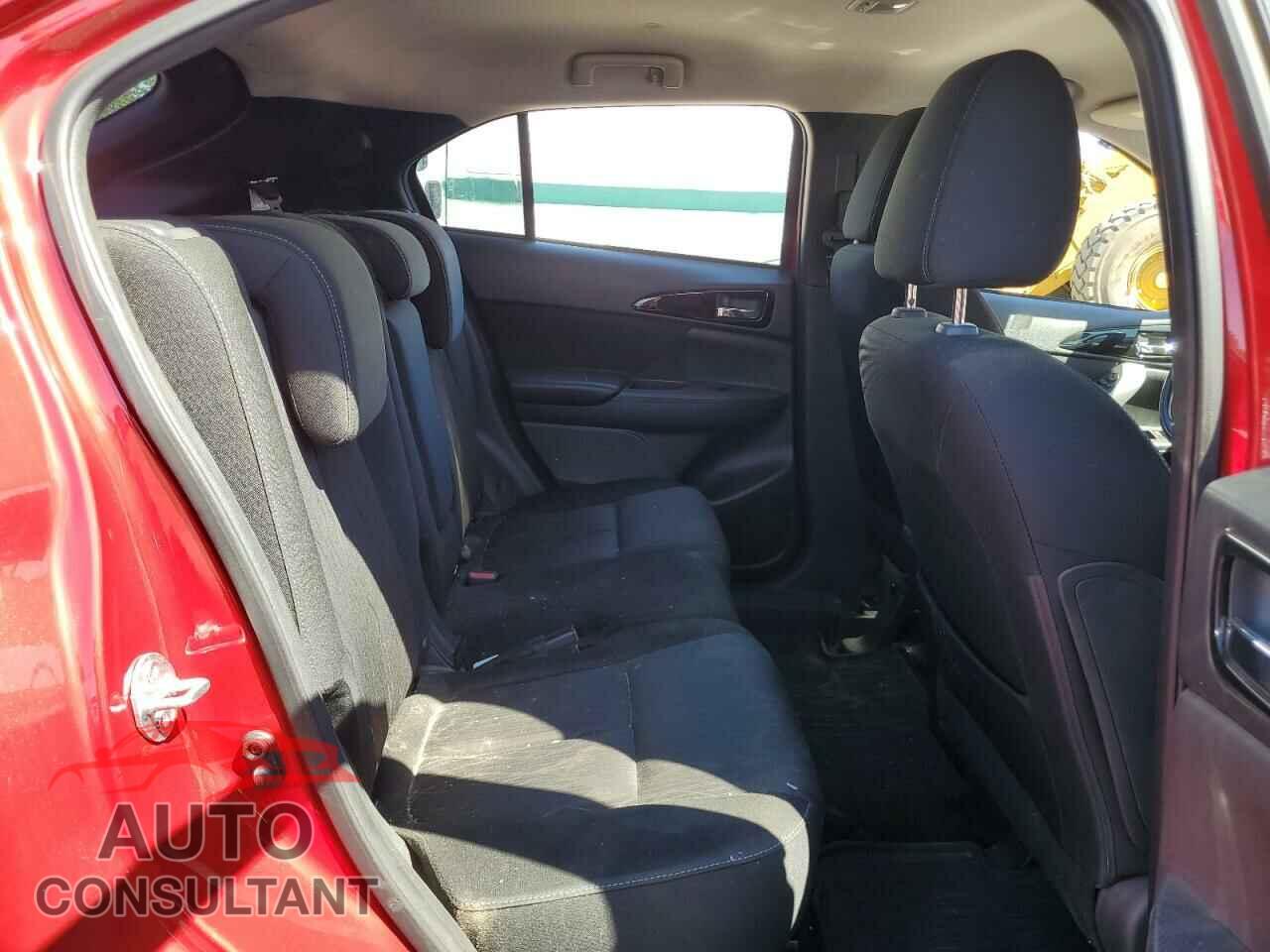 MITSUBISHI ECLIPSE 2018 - JA4AT5AA3JZ047448