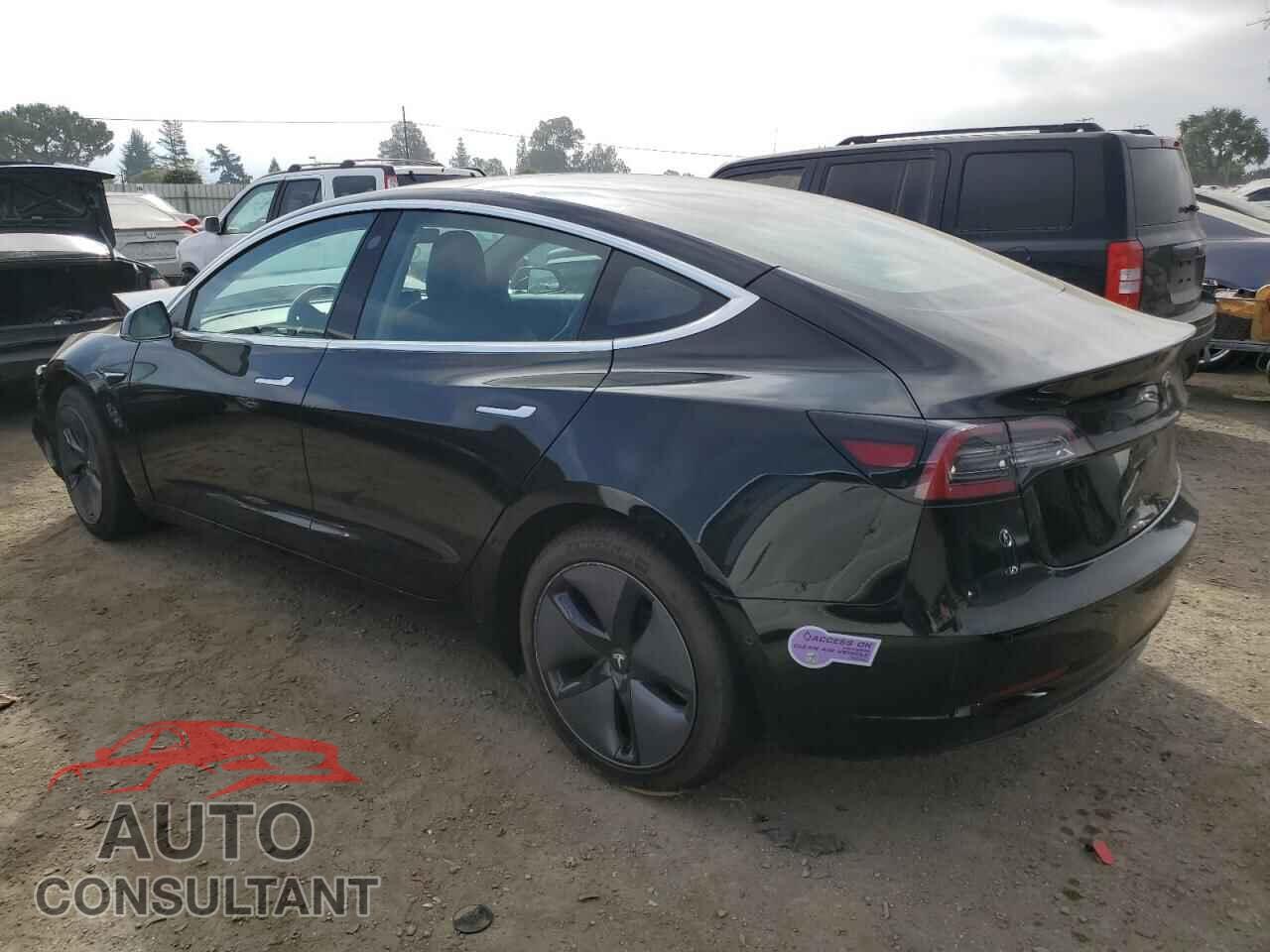 TESLA MODEL 3 2018 - 5YJ3E1EA7JF152124