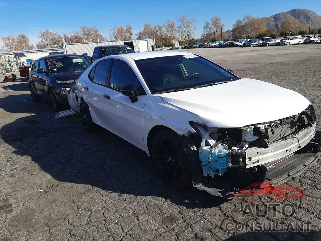 TOYOTA CAMRY 2020 - 4T1G11AKXLU337365