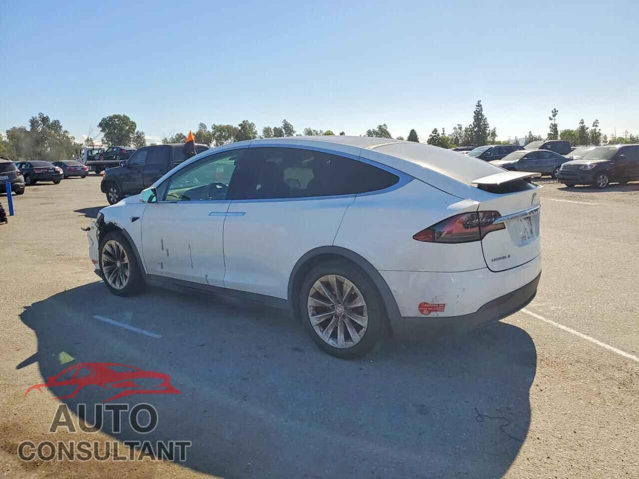 TESLA MODEL X 2016 - 5YJXCDE24GF026166
