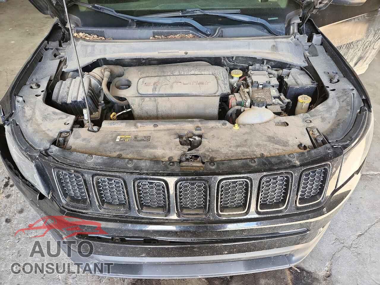 JEEP COMPASS 2018 - 3C4NJDBB5JT304549