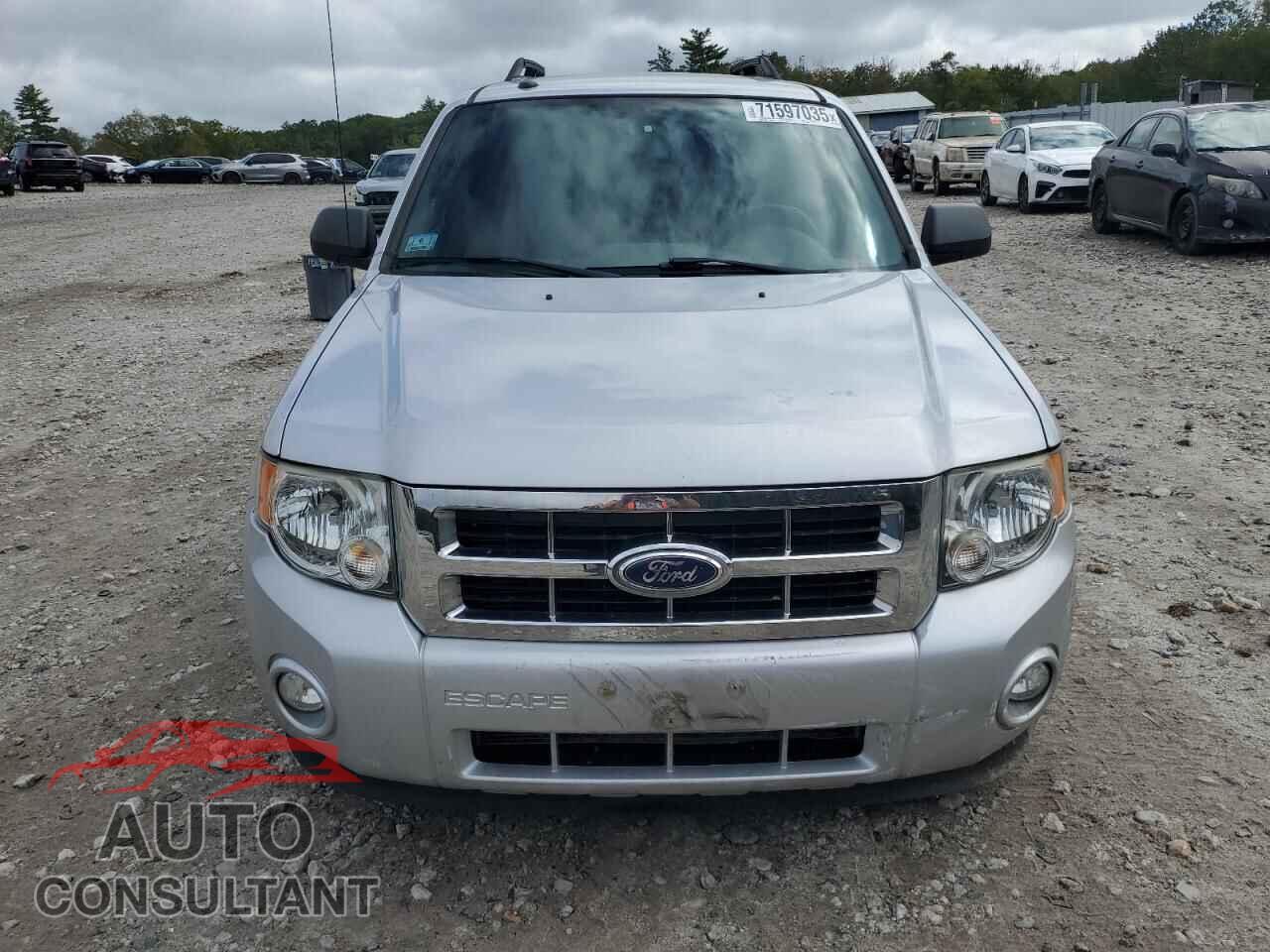 FORD ESCAPE 2011 - 1FMCU9DG3BKC58433