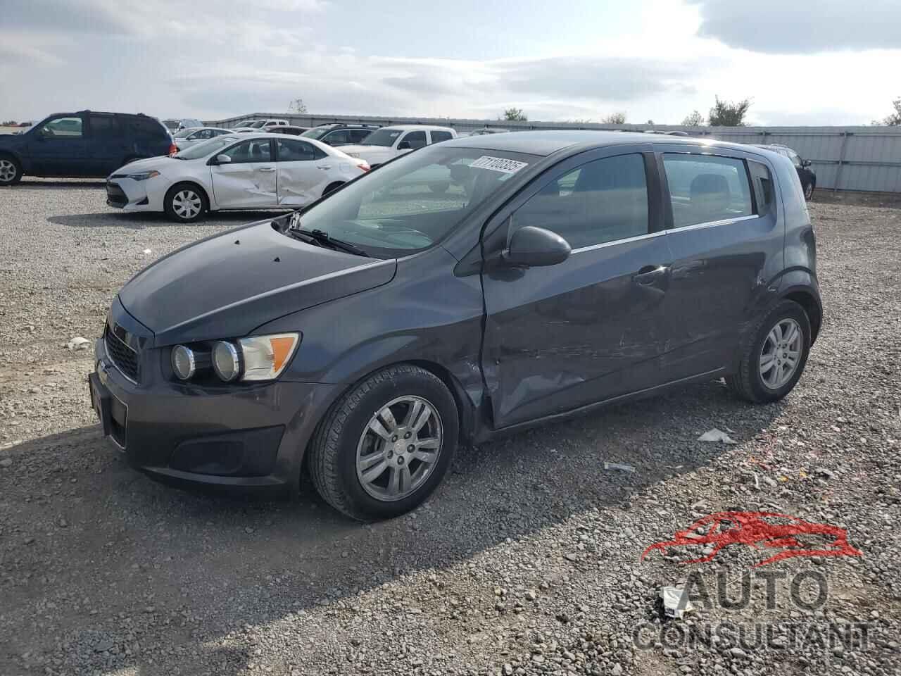 CHEVROLET SONIC 2016 - 1G1JC6SH6G4150255