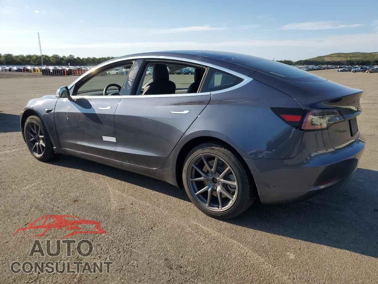 TESLA MODEL 3 2020 - 5YJ3E1EA0LF590289