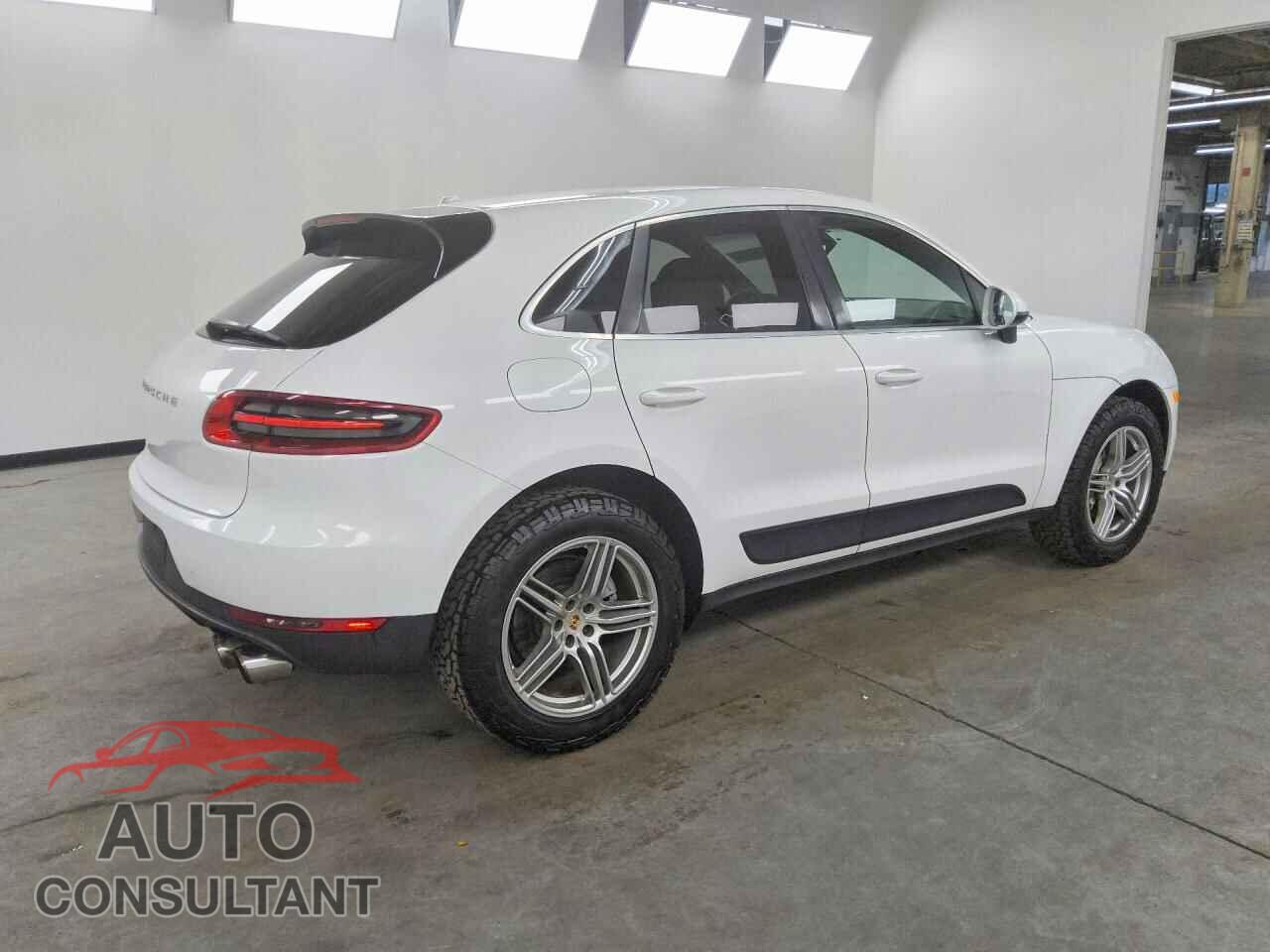 PORSCHE MACAN 2015 - WP1AB2A56FLB50916