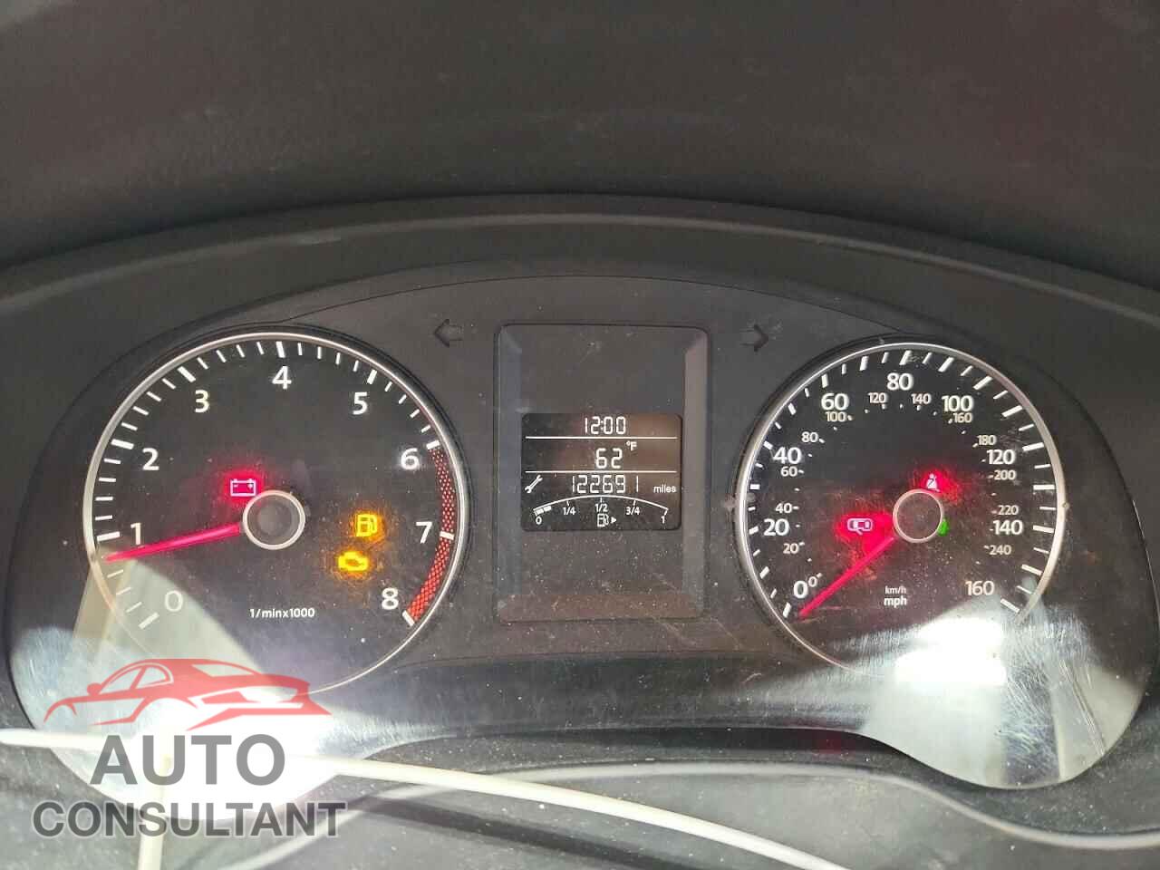 VOLKSWAGEN JETTA 2012 - 3VWDX7AJ9CM113473