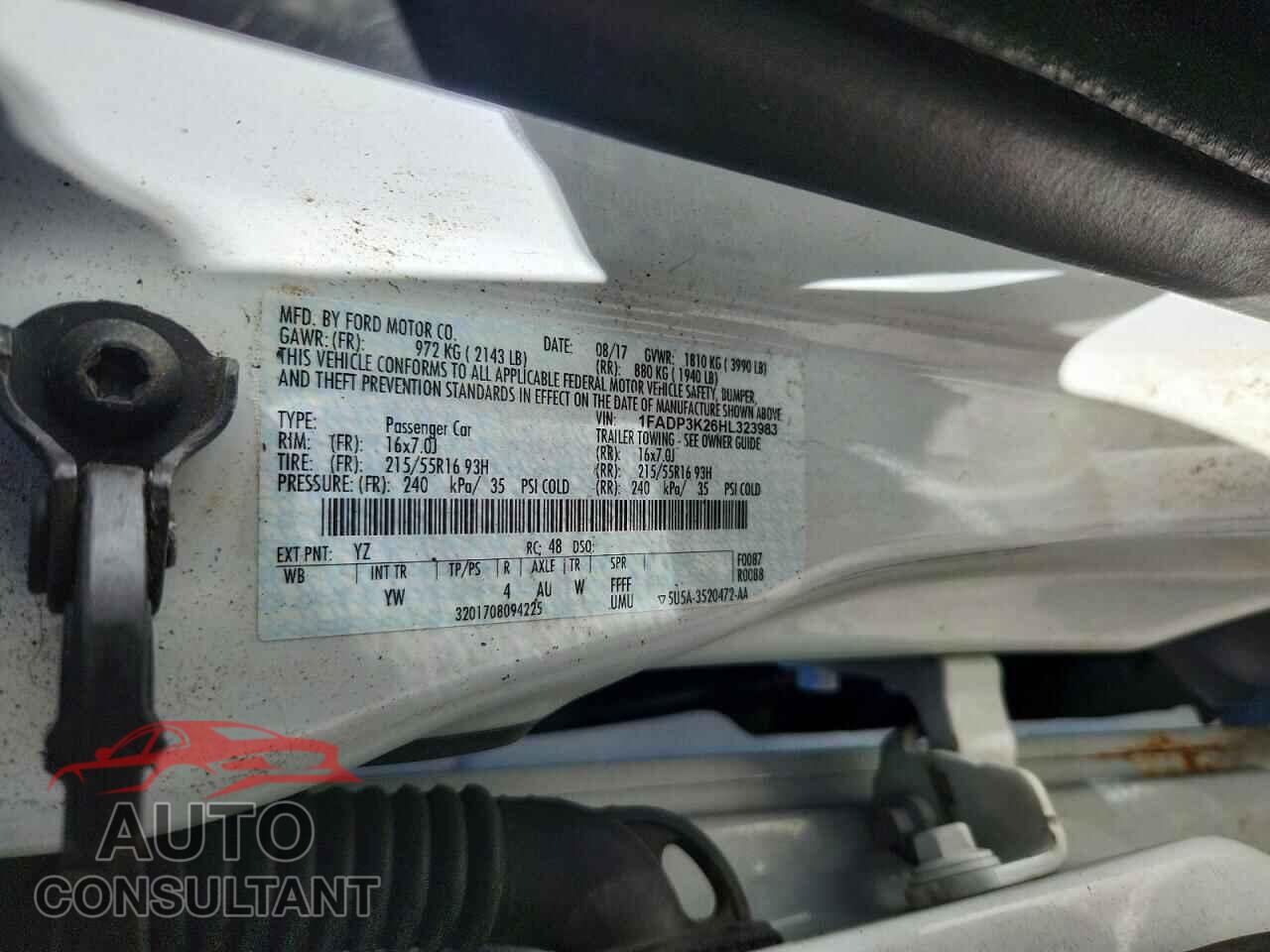FORD FOCUS 2017 - 1FADP3K26HL323983