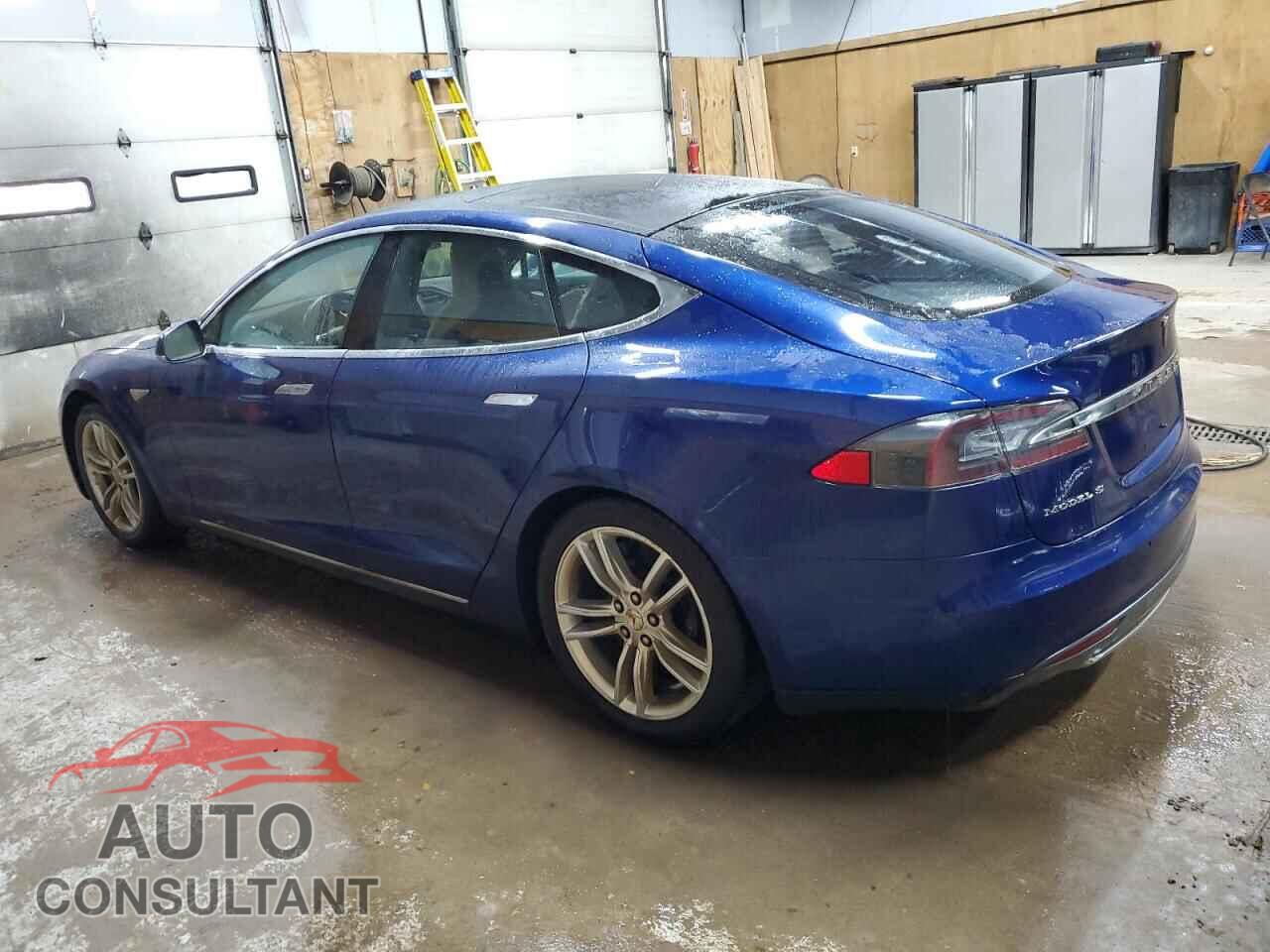 TESLA MODEL S 2015 - 5YJSA1E25FF101079