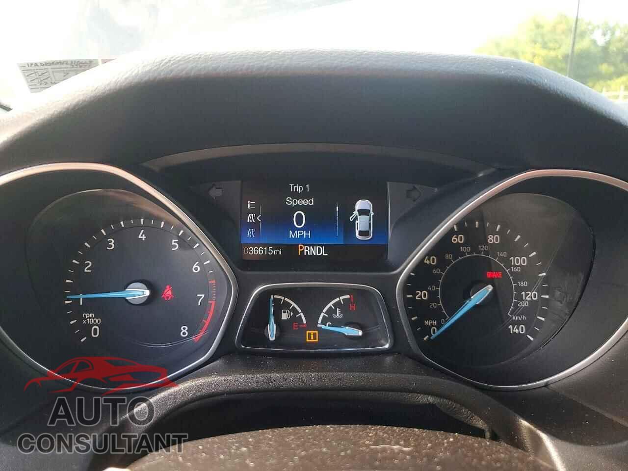FORD FOCUS 2015 - 1FADP3E29FL310668