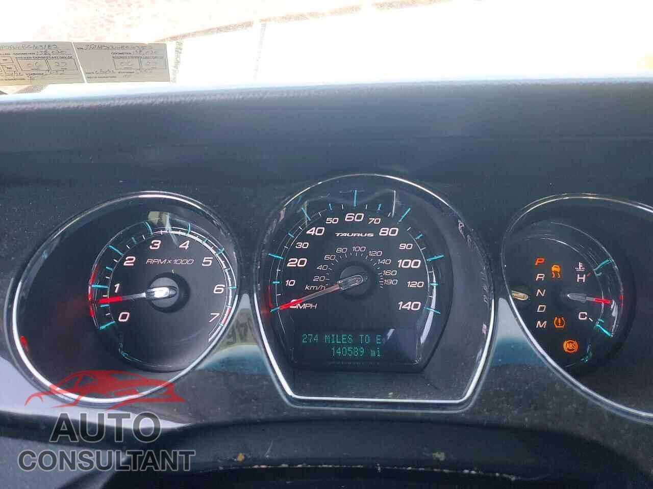 FORD TAURUS 2011 - 1FAHP2FW0BG103182