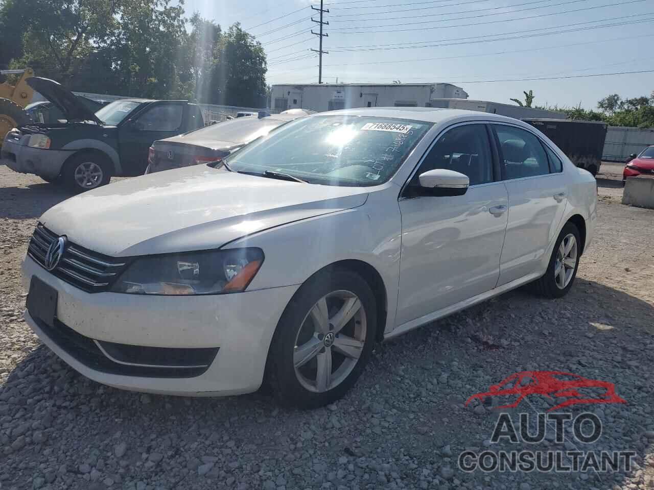 VOLKSWAGEN PASSAT 2013 - 1VWBP7A39DC048068