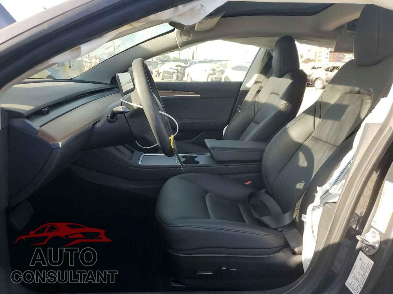TESLA MODEL 3 2023 - 5YJ3E1EA0PF675185