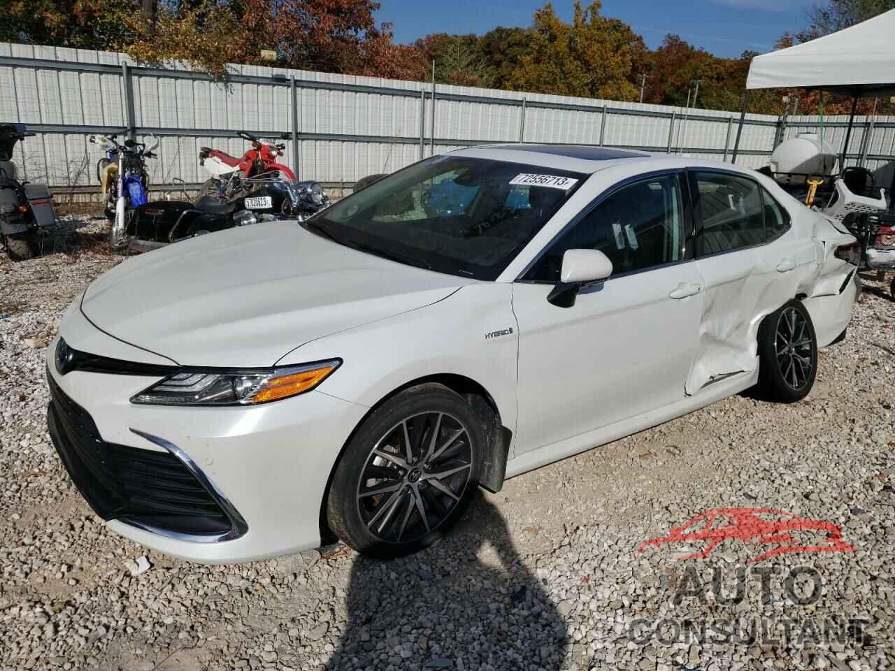TOYOTA CAMRY 2021 - 4T1F31AK0MU559856