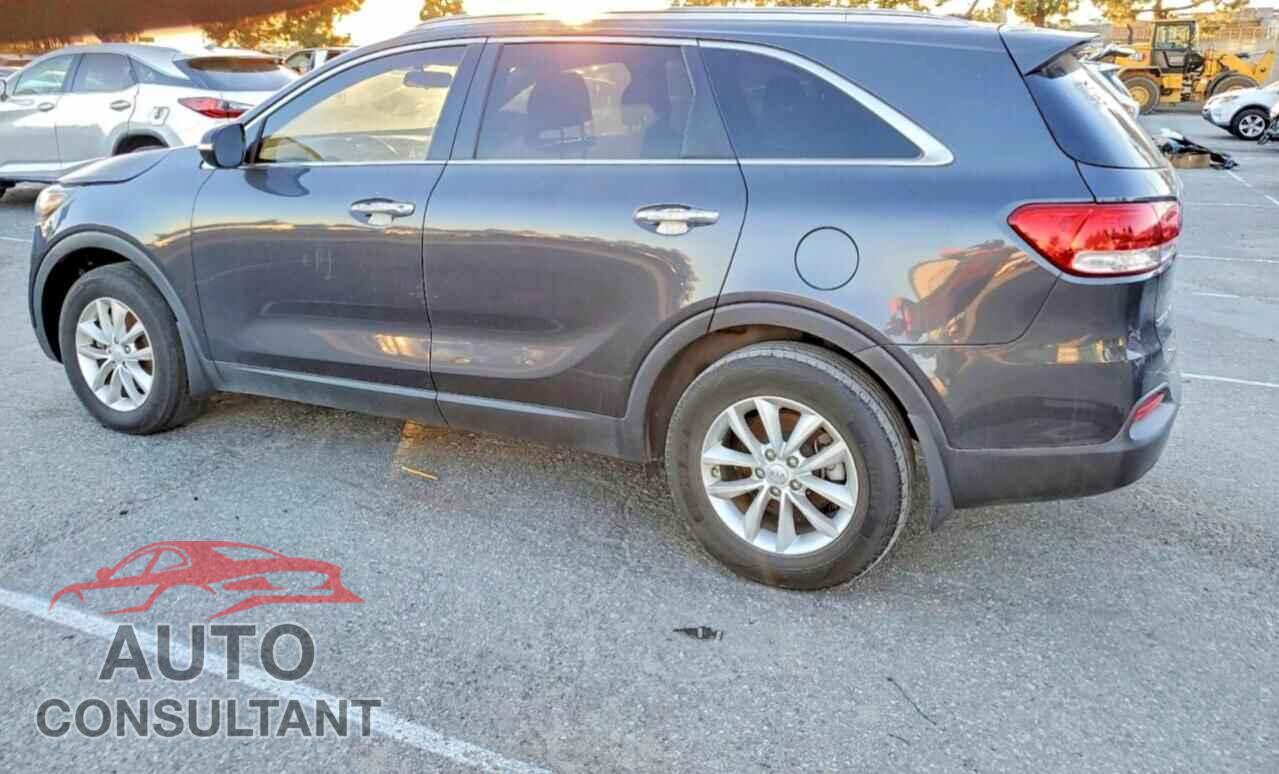 KIA SORENTO 2017 - 5XYPG4A38HG285143