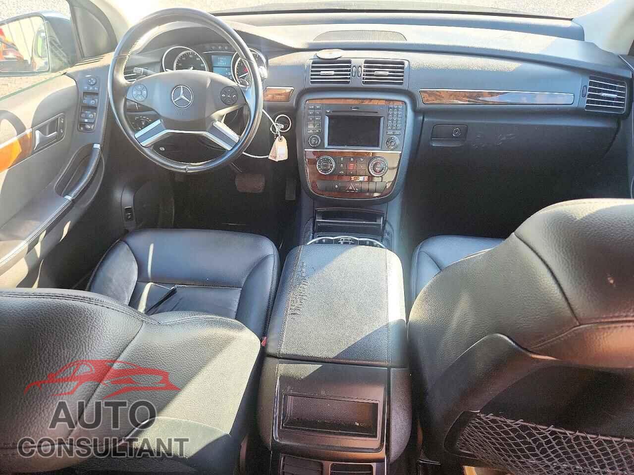 MERCEDES-BENZ R-CLASS 2012 - 4JGCB5HEXCA138319