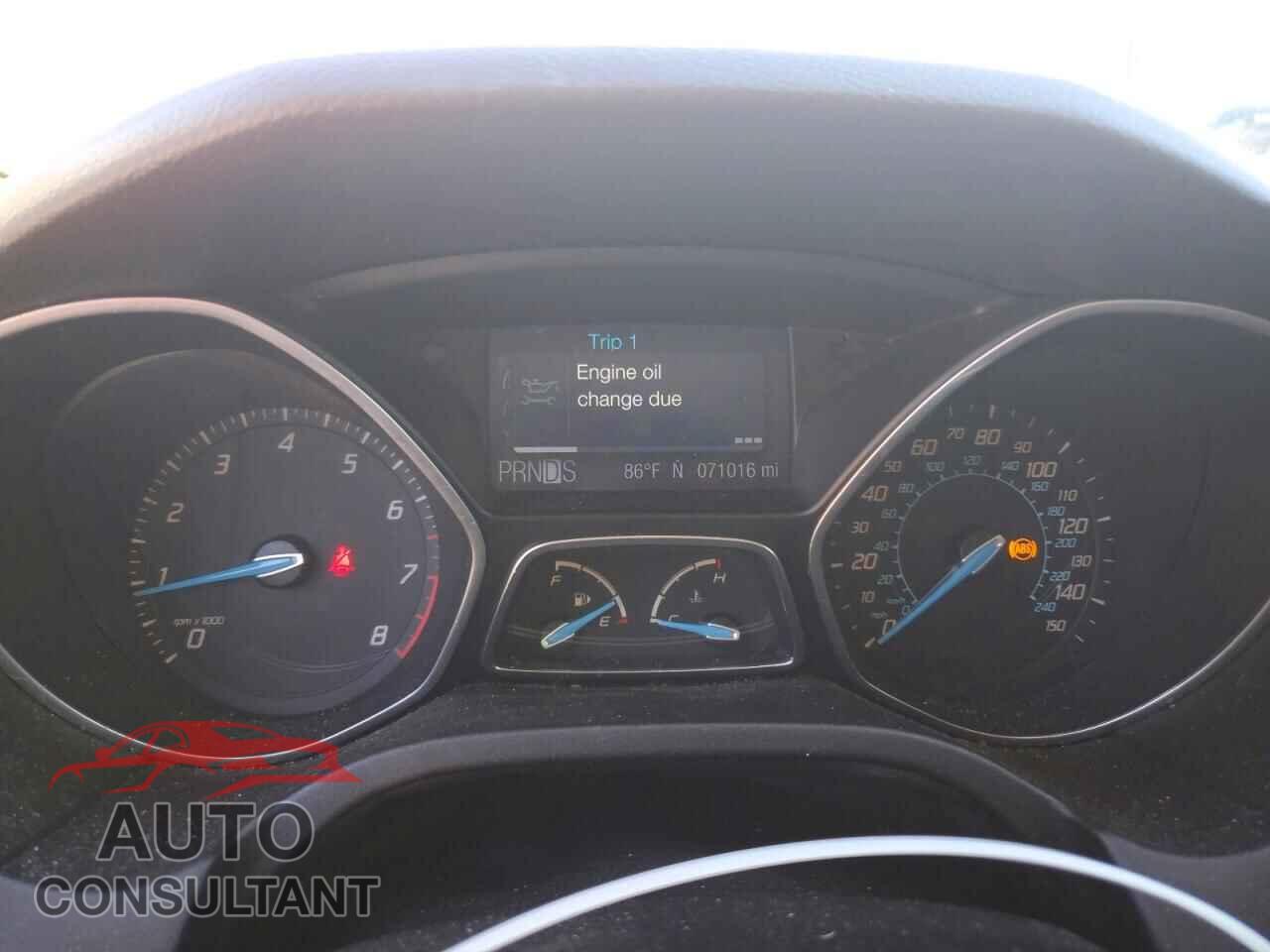 FORD FOCUS 2012 - 1FAHP3F23CL303419