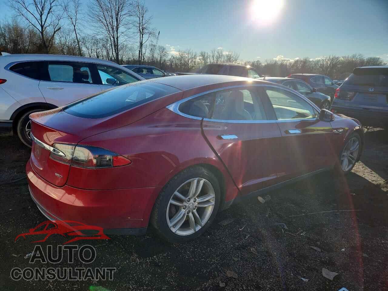 TESLA MODEL S 2015 - 5YJSA1E20FF112734