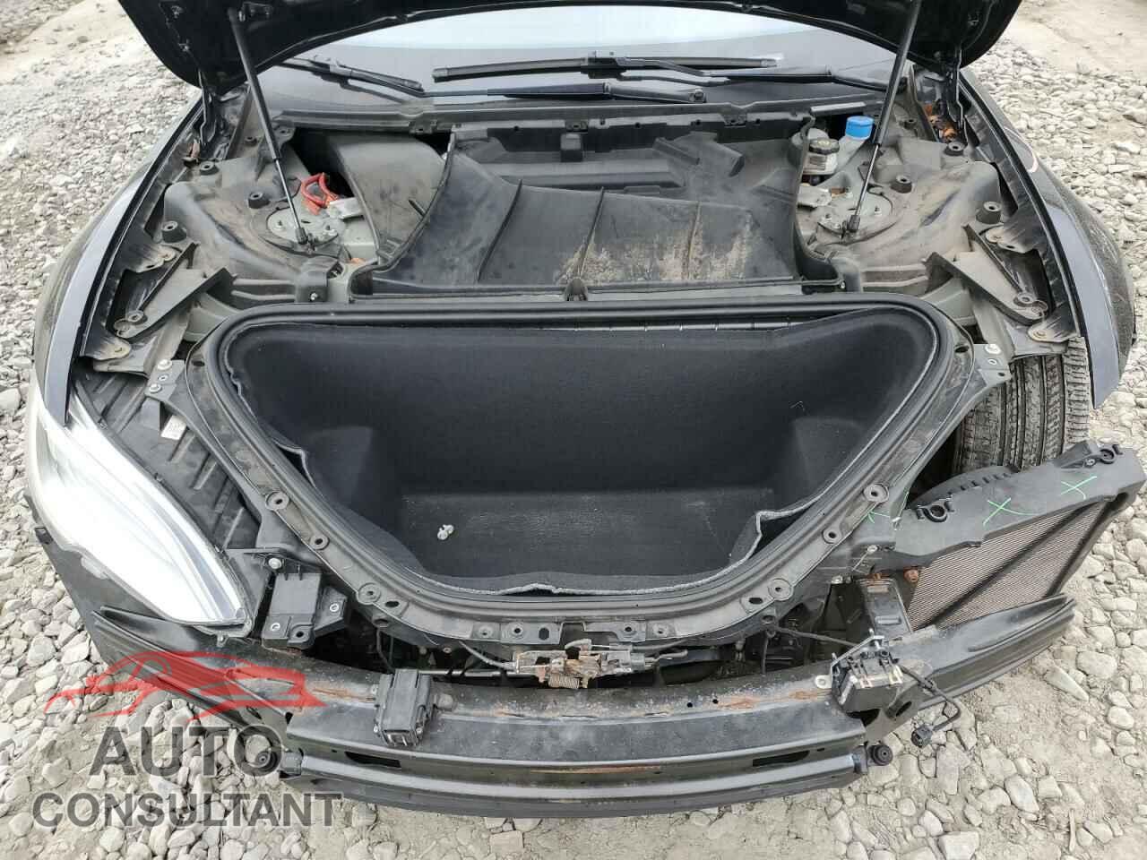 TESLA MODEL S 2016 - 5YJSA1E20GF152197