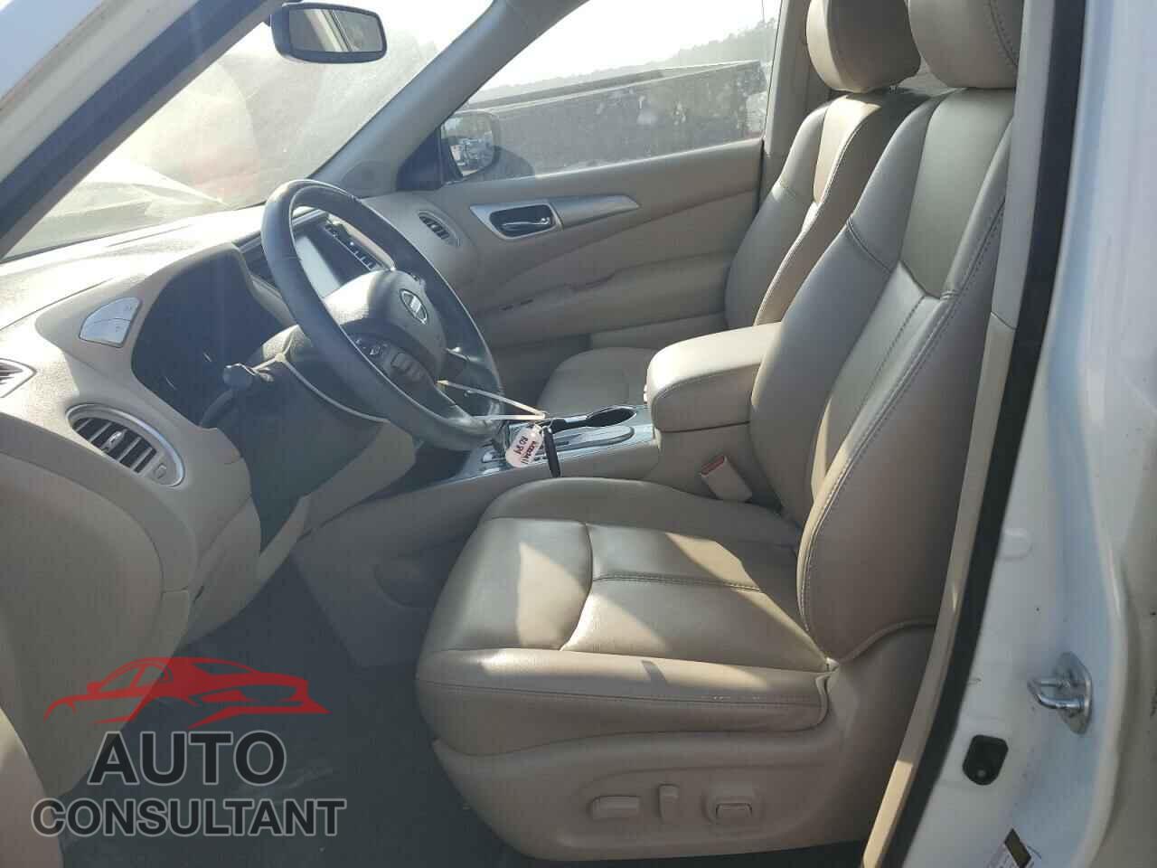 NISSAN PATHFINDER 2017 - 5N1DR2MN7HC658249
