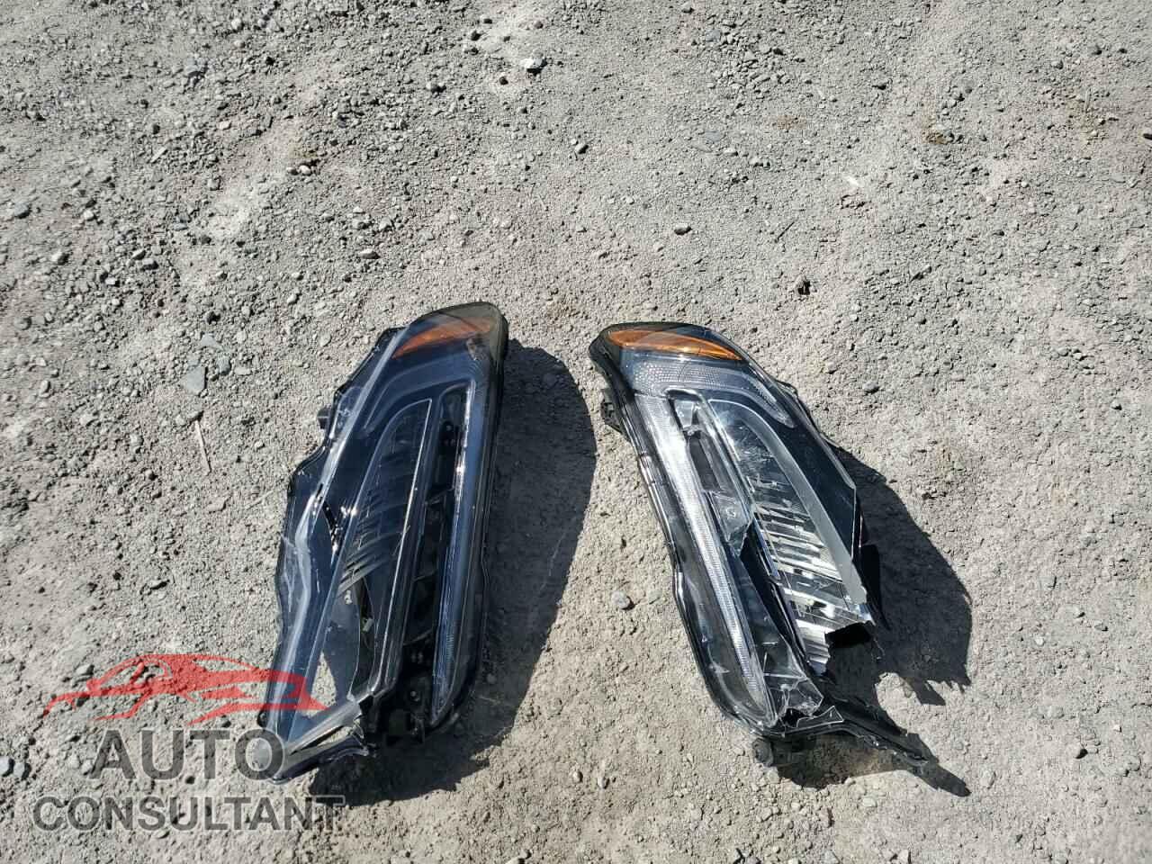 HONDA PILOT 2021 - 5FNYF6H03MB094648