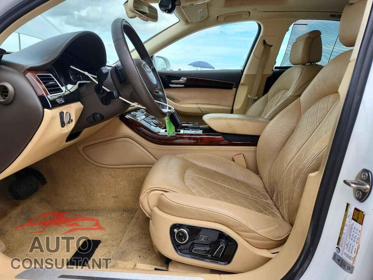 AUDI A8 2013 - WAUR2AFD6DN008935