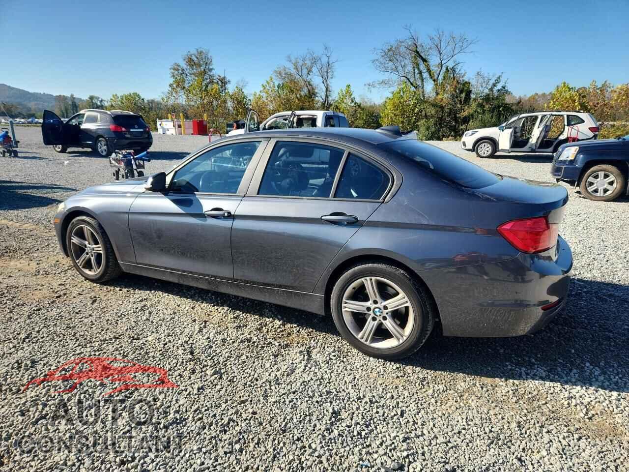 BMW 3 SERIES 2013 - WBA3A5C51DF355659