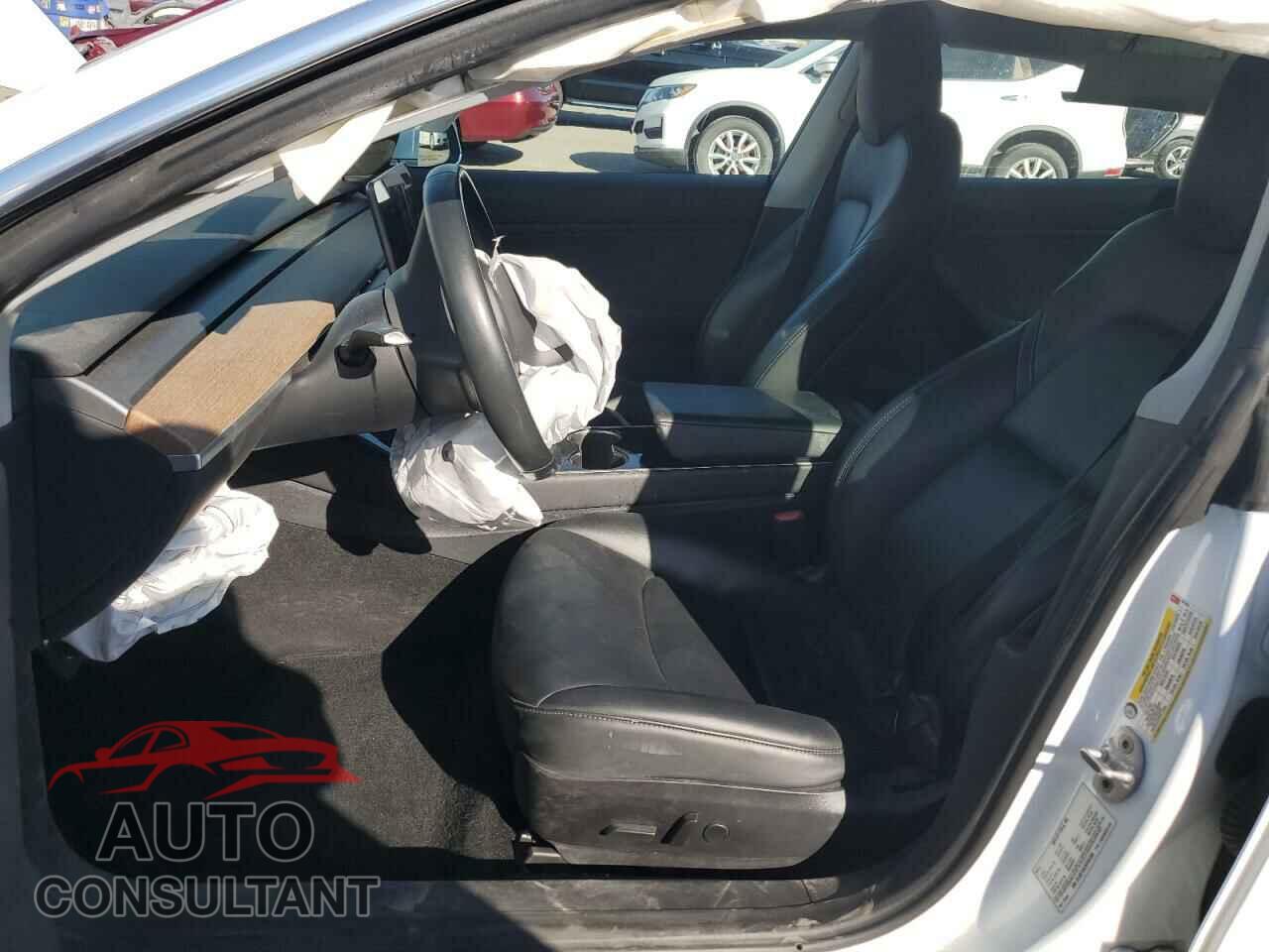 TESLA MODEL 3 2019 - 5YJ3E1EA7KF401393